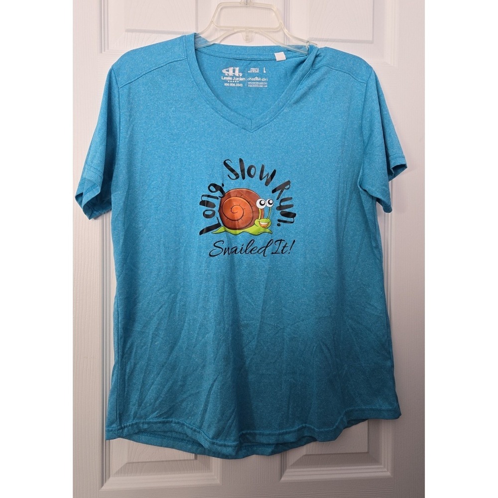 Leslie Jordan Womans shirt Size Large  with Snail Design.